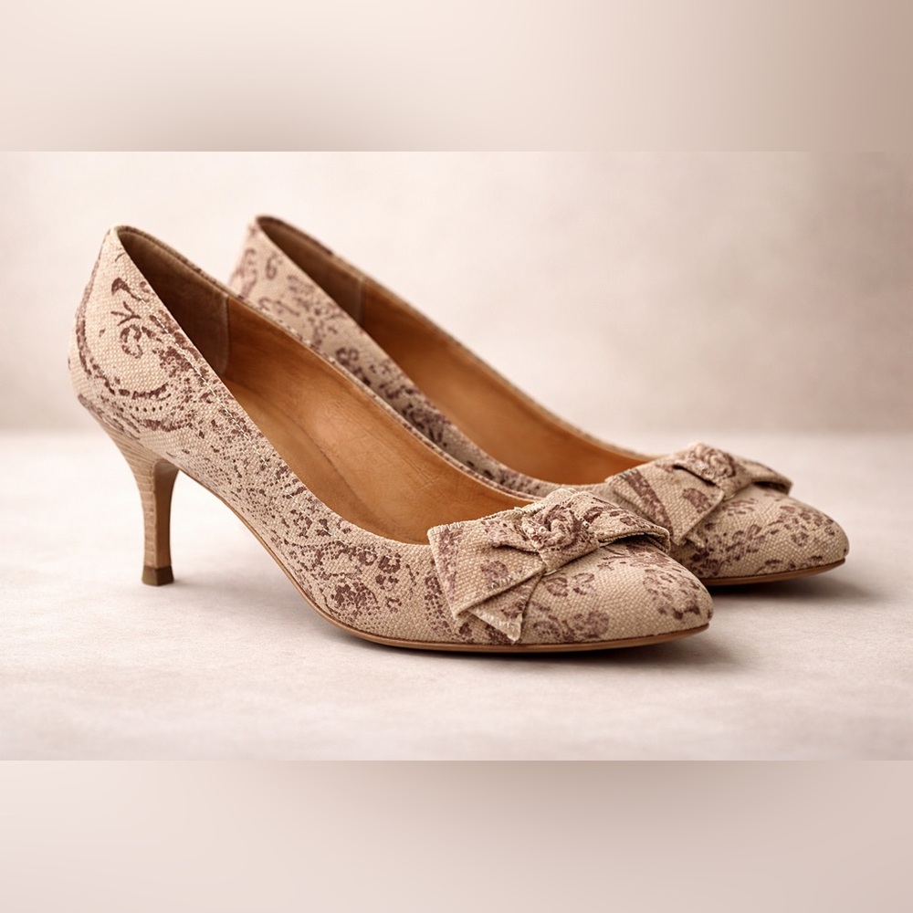 Miu Miu Brown Tan Floral Print Canvas Shoes Size 37.5 / US Size 7